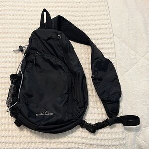 Eddie Bauer Sling bag